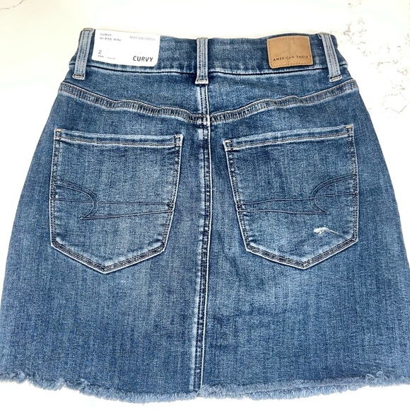 💲⭐️💲NEW! American Eagle Denim Mini Skirt (Curvy) Sz:2 - Picture 4 of 10